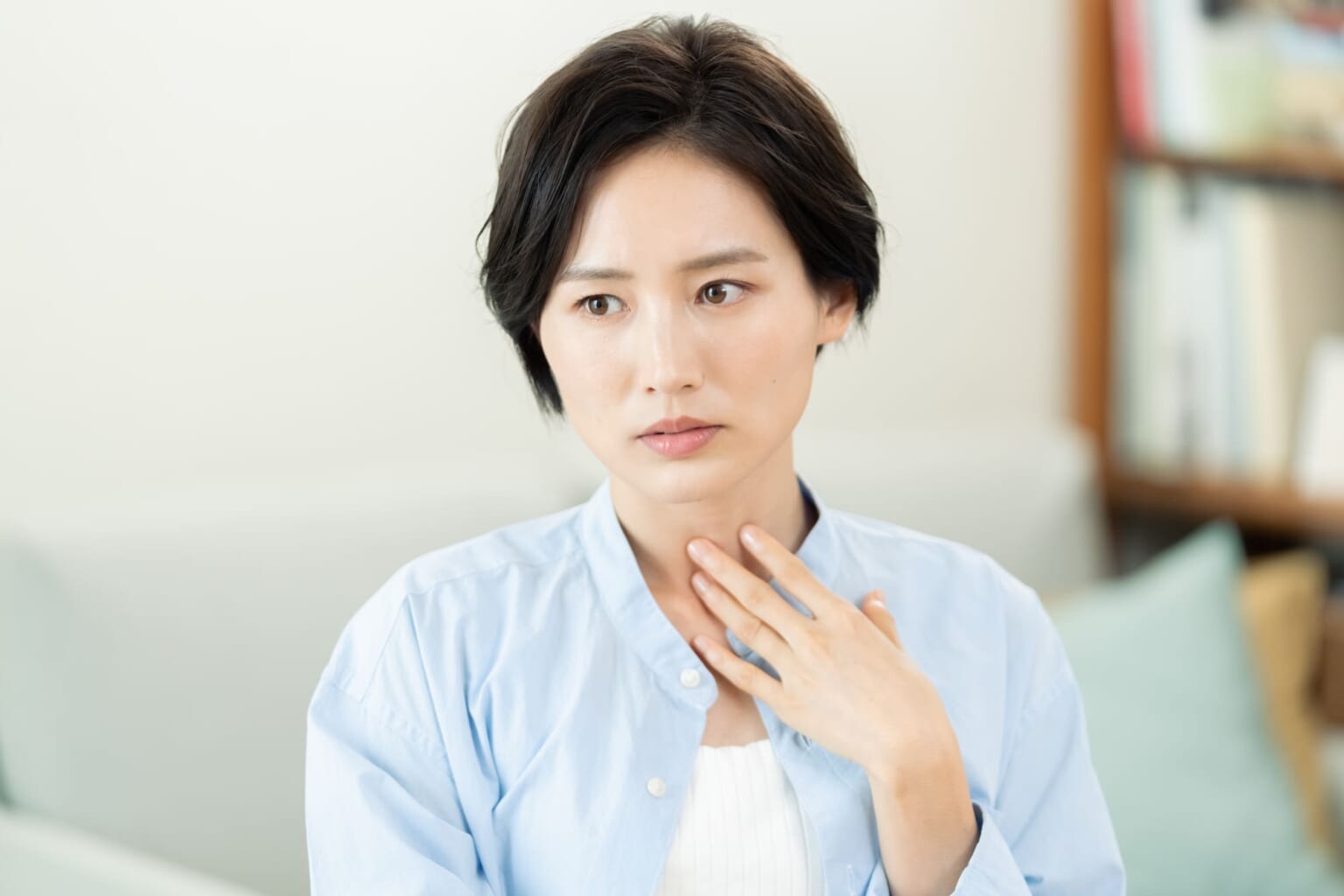 なぜ首が鳴るのか？その原因と対処法について解説 - 癒し本舗